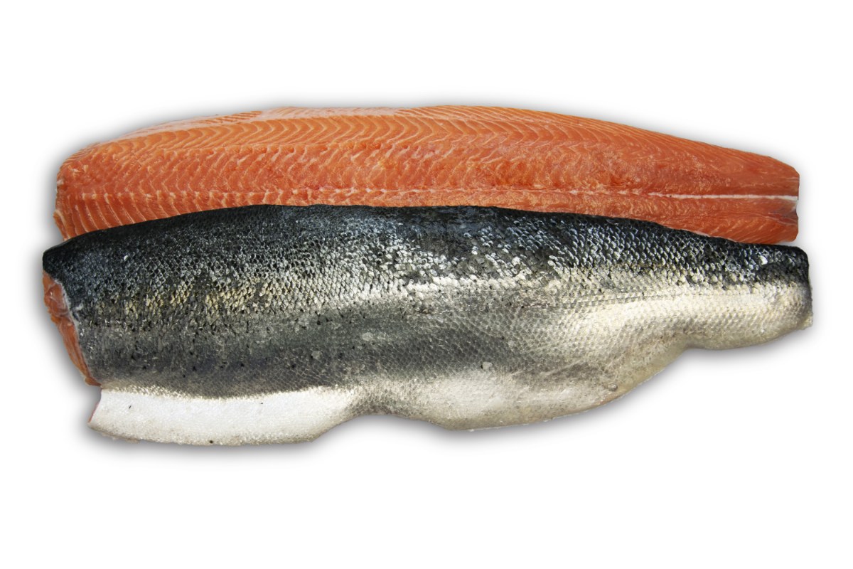 Zalmfilet trim C met vel 1400-1800g (4-5) geschubd